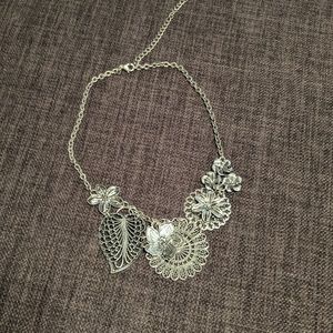 Premier Designs Floral Necklace
